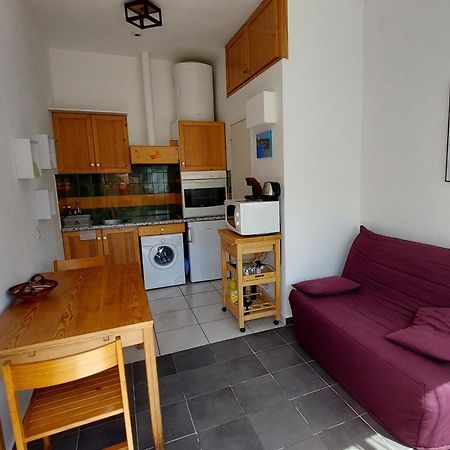 Chez Leslie Et Vincent : Logements Climatises Avec Parking Privatif Перпинян Екстериор снимка